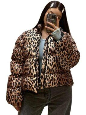 Lightweight Quilted Leopard Print Puffer Jacket - Warm Zip-Up Winter Coat